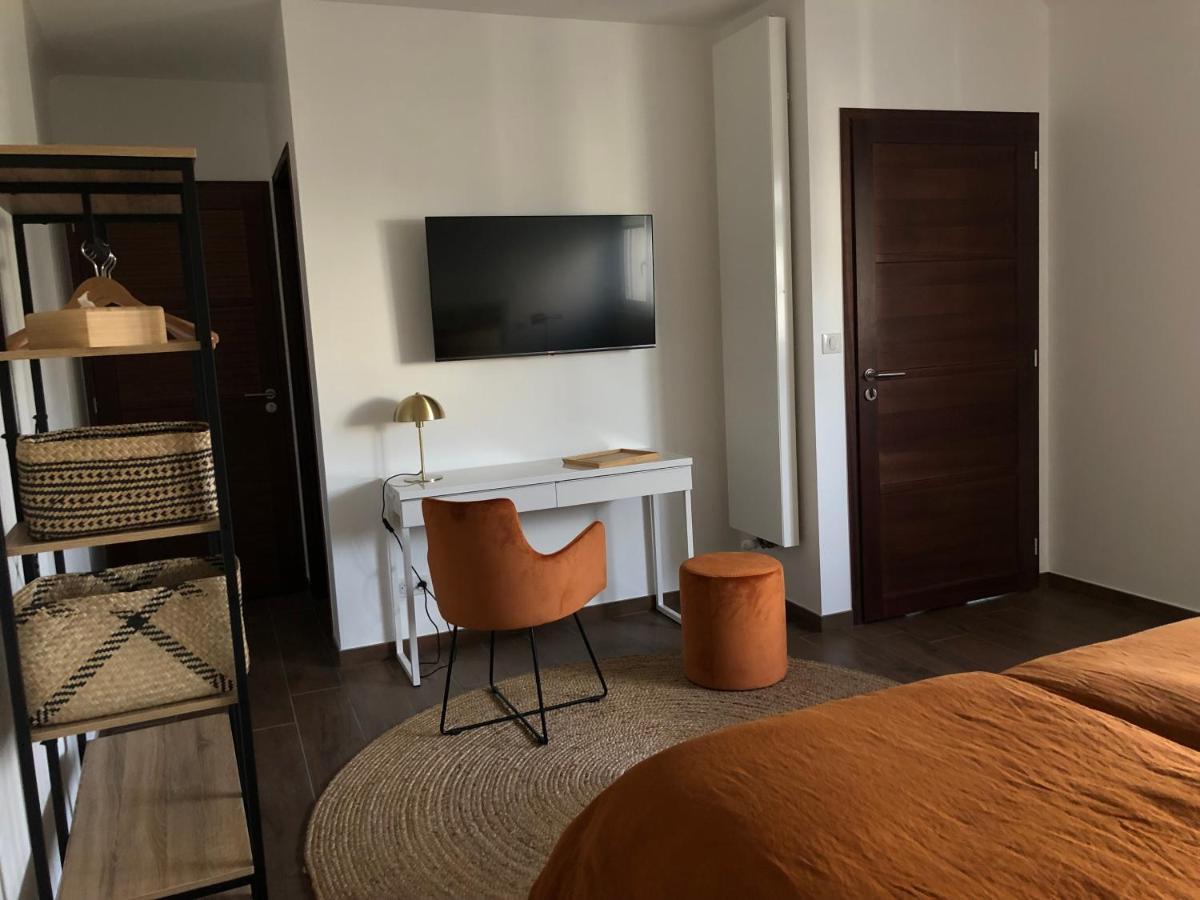 Le Jardin De Fresnes Bed & Breakfast Bagian luar foto