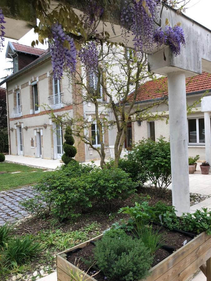 Le Jardin De Fresnes Bed & Breakfast Bagian luar foto
