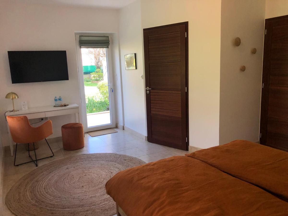 Le Jardin De Fresnes Bed & Breakfast Bagian luar foto